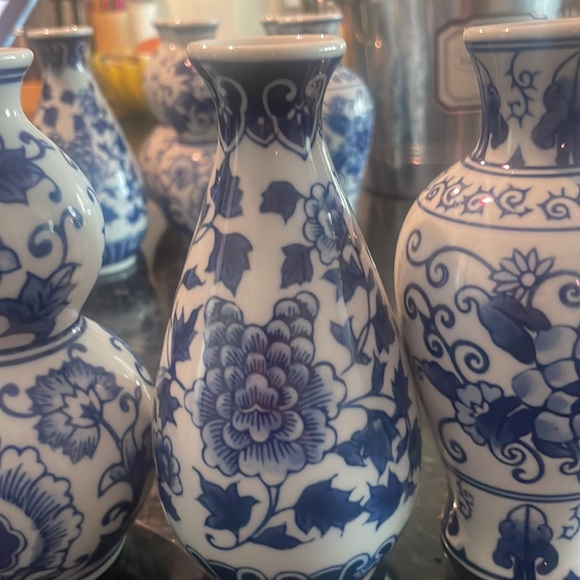 &K DELFT CERAMIC VASES SET OF 3 - Picture 3 of 7